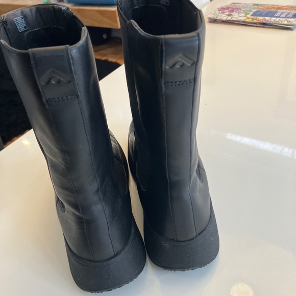 fitflop F-MODE Leather Flatform High Chelsea Boots - Picture 3 of 5